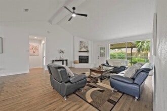 3247 Bolton Gardens Dr in Houston, TX - Building Photo - Building Photo