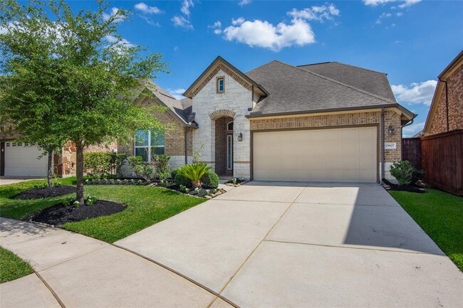 property at 19907 Lizzie Ridge Ln
