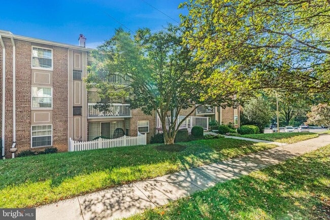 property at 1935 Wilson Ln