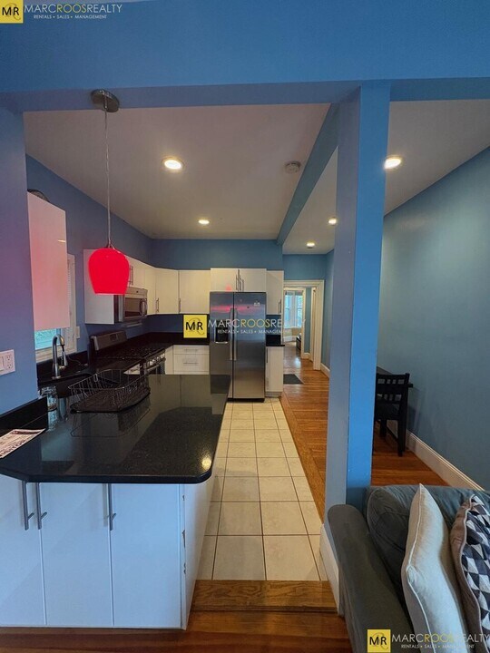 37 Springfield St in Somerville, MA - Building Photo