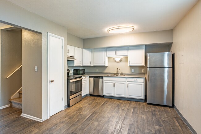 Forest Cove in Denver, CO - Building Photo - Interior Photo