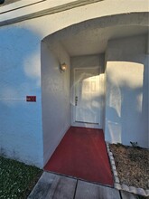 2301 San Remo Cir in Homestead, FL - Building Photo - Building Photo