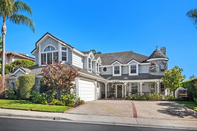 6 Via Tunas in San Clemente, CA - Building Photo - Building Photo