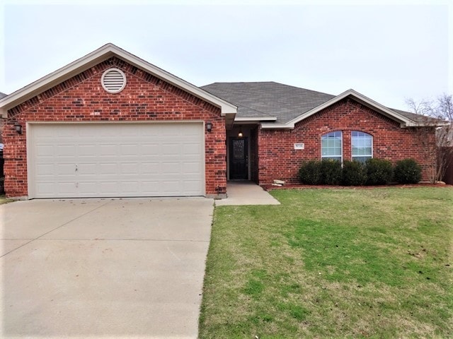 property at 818 La Sierra Ct