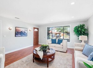 7060 Allegheny Dr in Dublin, CA - Building Photo - Building Photo