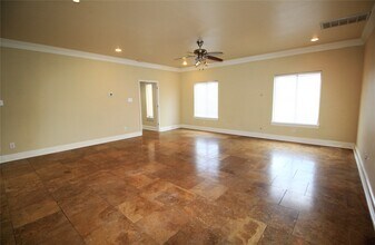 4709 Scott St in Houston, TX - Building Photo - Building Photo