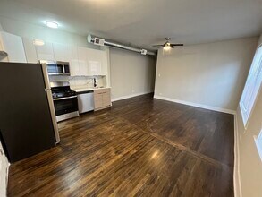 2348 W Wilson Ave in Chicago, IL - Building Photo - Building Photo