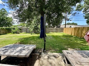 1820 Aspen Ln in Seabrook, TX - Building Photo - Building Photo