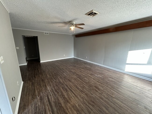 315 S 7th St in Rogers, AR - Building Photo - Building Photo