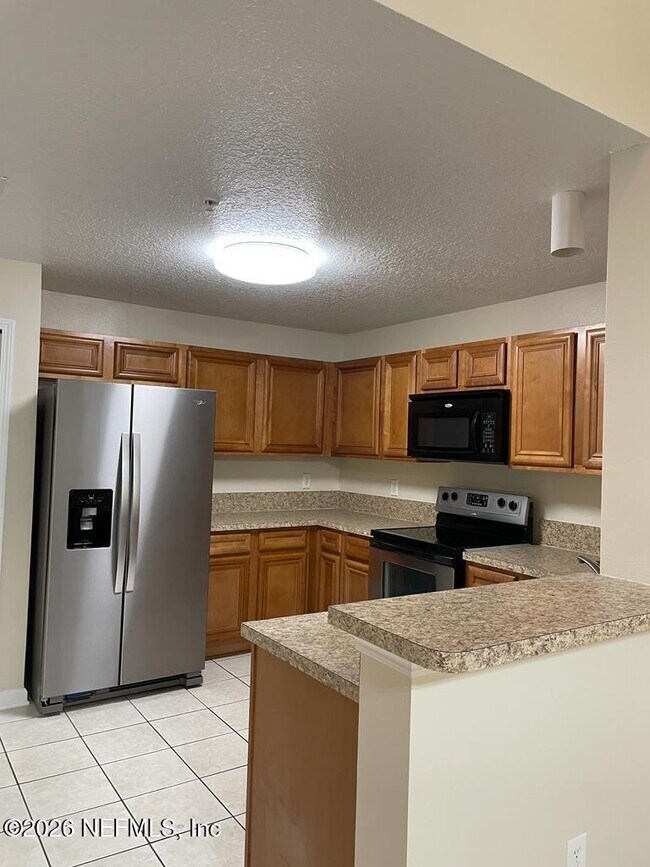 6985 Ortega Woods Dr in Jacksonville, FL - Building Photo - Building Photo