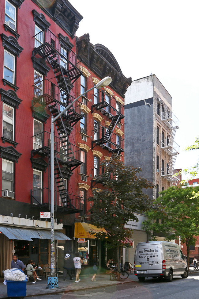 26 Prince St in New York, NY - Building Photo - Building Photo