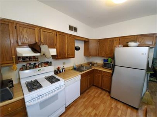 property at 502 Suismon St