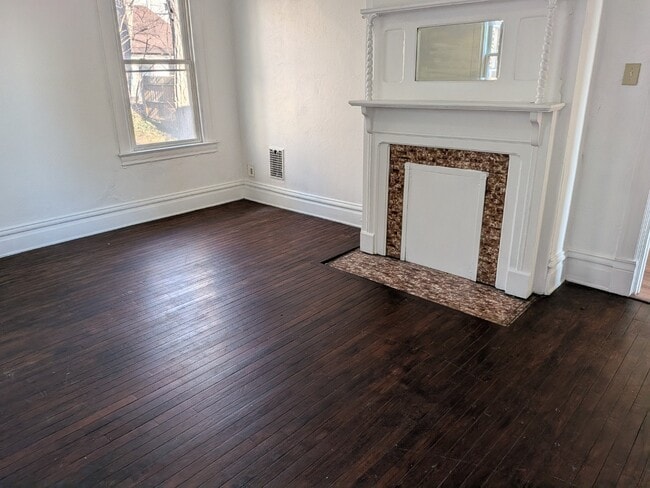 749 Florence Ave in Pittsburgh, PA - Building Photo - Building Photo