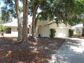 334 Covent Gardens Pl in Deltona, FL - Building Photo - Building Photo