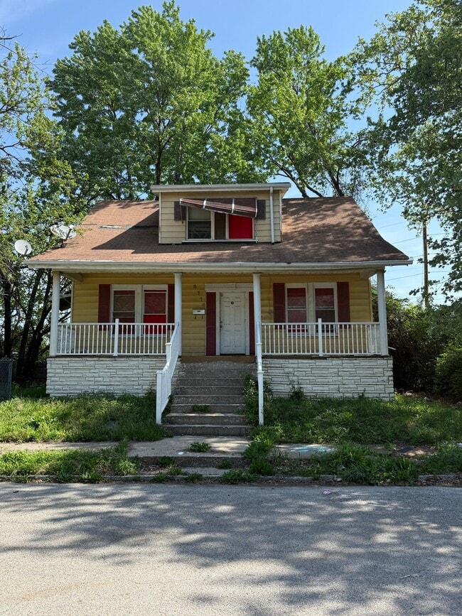 property at 8116 Pelham Ave