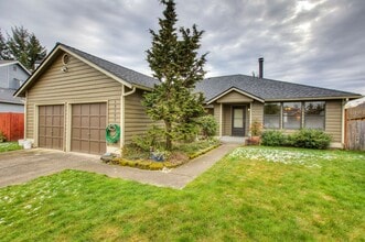 13107 SE 279th Pl in Kent, WA - Building Photo - Building Photo