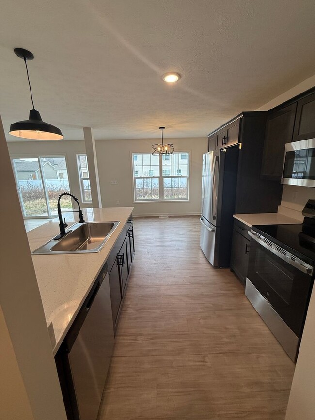 65 Arthurian Way in North Chili, NY - Building Photo - Building Photo