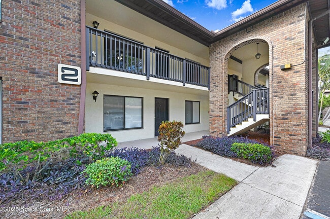 property at 1515 Huntington Ln