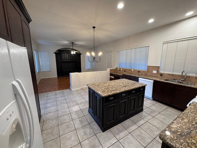 2871 E Melody Ln in Gilbert, AZ - Building Photo - Building Photo