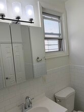 11 W 28th St in Bayonne, NJ - Building Photo - Building Photo