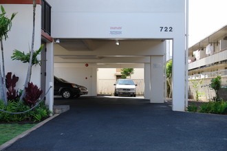 722 Birch St in Honolulu, HI - Building Photo - Building Photo