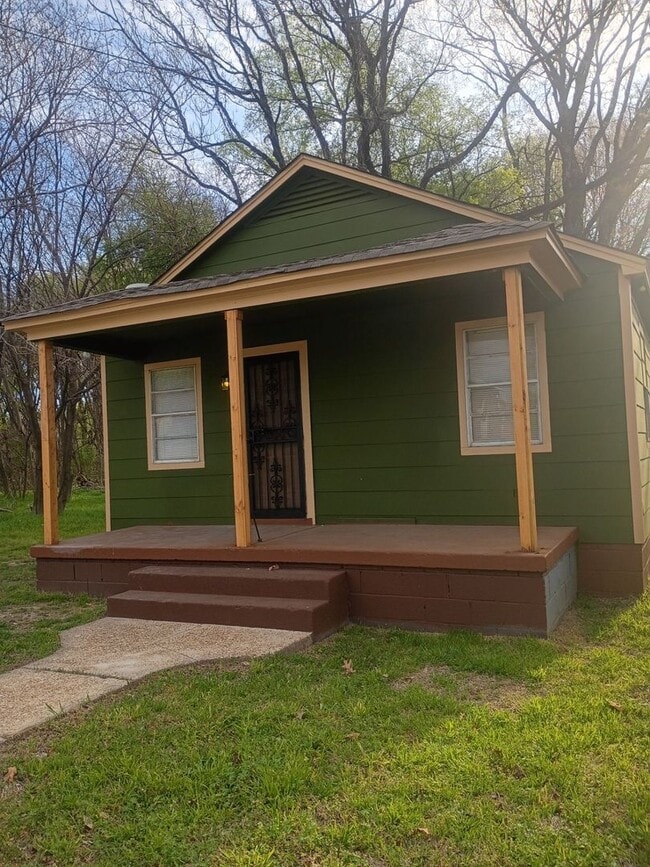 property at 1618 Pennsylvania St