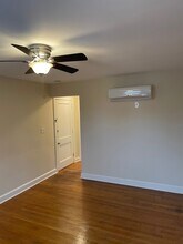 617 North Monroe Street, Unit 4 in Arlington, VA - Building Photo - Building Photo