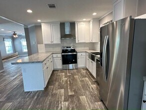 6141 Balboa Ave in New Port Richey, FL - Building Photo - Building Photo