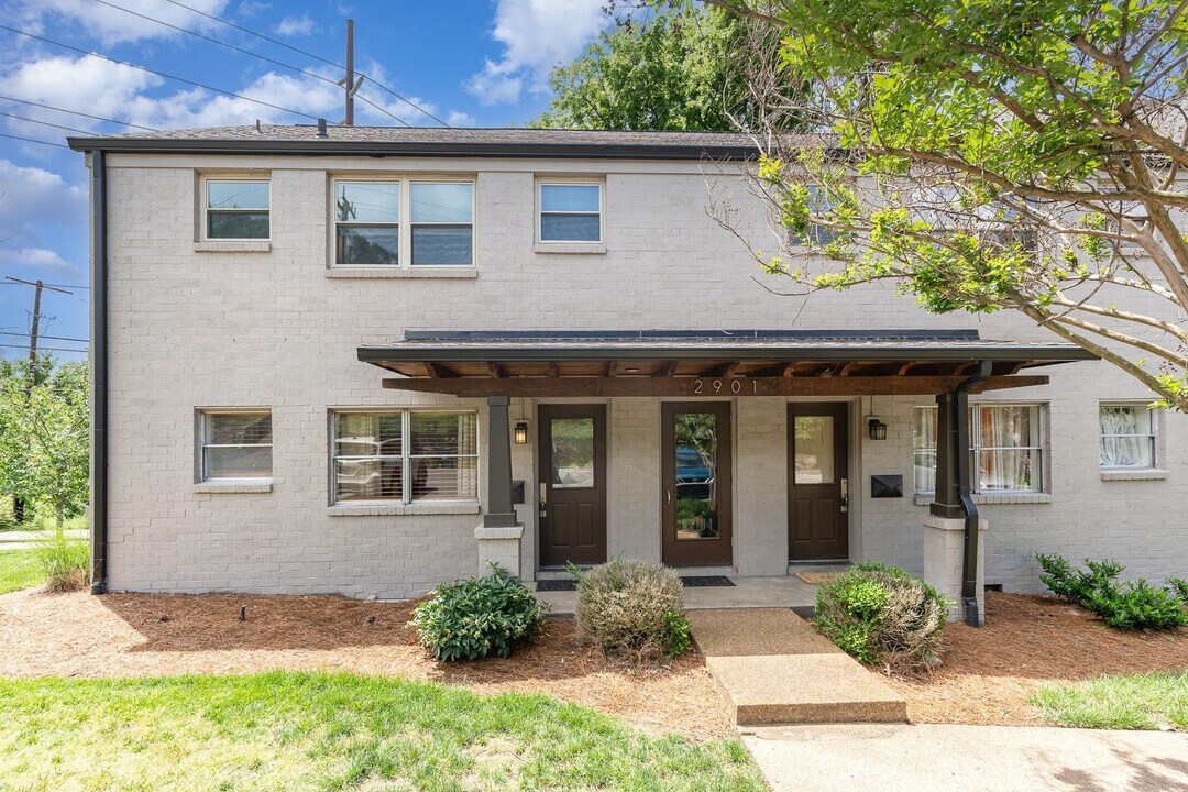 2901 Blair Blvd in Nashville, TN - Foto de edificio