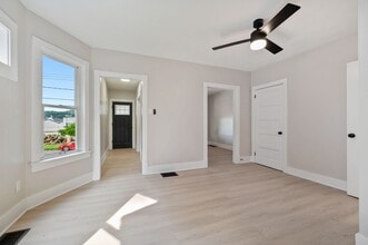 132 Park Rd in Ambridge, PA - Building Photo - Building Photo