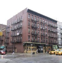 202 E 13th St in New York, NY - Building Photo