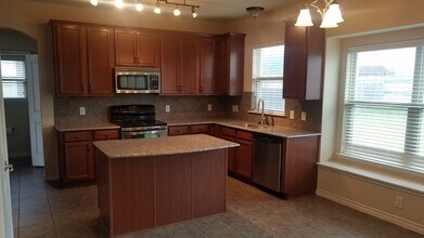 12304 Coral Dr in Frisco, TX - Building Photo - Building Photo