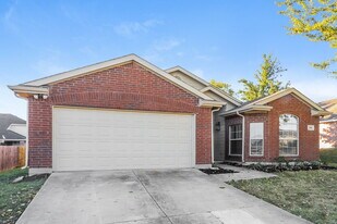 525 Skelton St in Royse City, TX - Building Photo