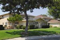 Whispering Woods - Whispering Woods Apartamentos in Modesto, California