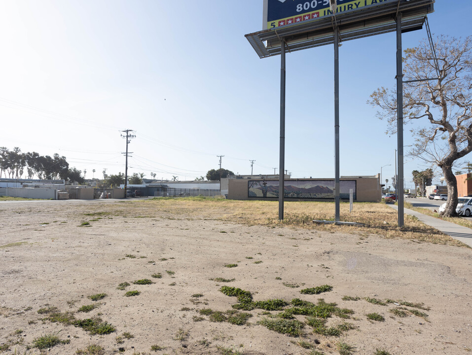 Billboard Lofts in Oxnard, CA - Foto de edificio