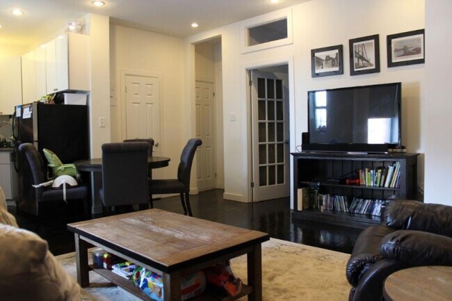 110 W 111th St in New York, NY - Building Photo - Building Photo