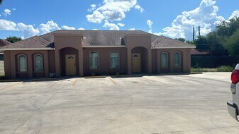 12 Chaparral St, Unit Chaparral Apartments in Rio Grande City, TX - Building Photo