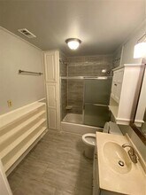 619 N Carroll Blvd in Denton, TX - Building Photo - Building Photo