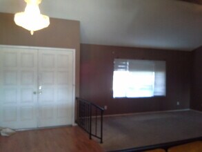 8350 N 50th Dr in Glendale, AZ - Building Photo - Building Photo
