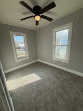 417 37th St in Moline, IL - Building Photo - Building Photo