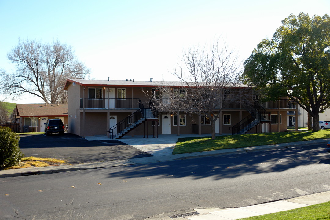 Highlands in Vacaville, CA - Building Photo