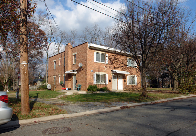 201-203 Dawson Ave in Rockville, MD - Building Photo - Building Photo