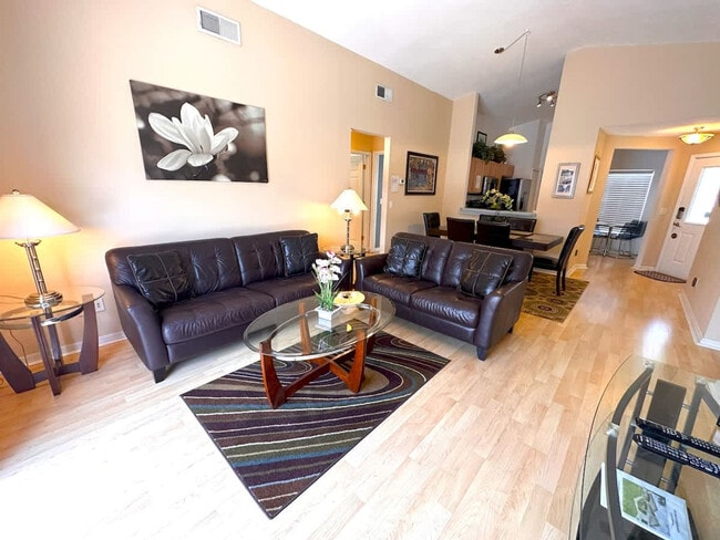 1652 Oak Hill Trail