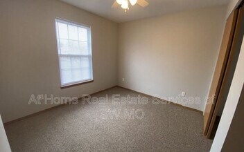 858 S Campbell Ave in Springfield, MO - Building Photo - Building Photo