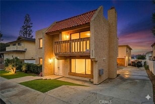 7751 Newman Ave in Huntington Beach, CA - Building Photo