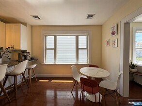 391 Columbia Ave in Cliffside Park, NJ - Building Photo - Building Photo