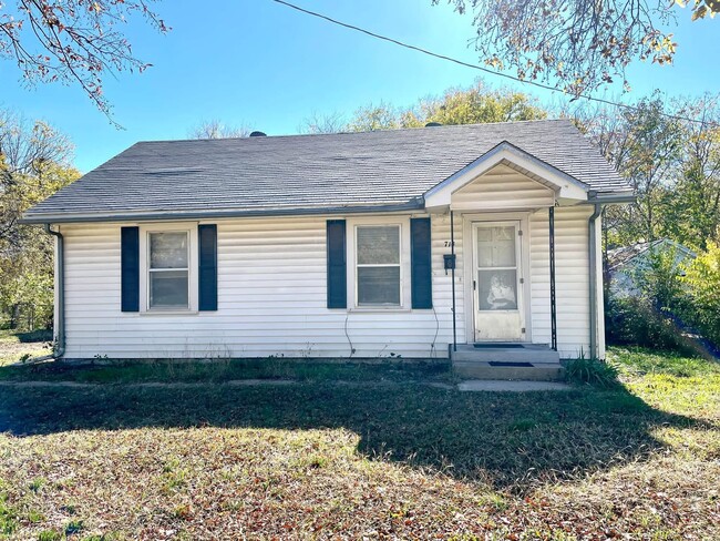 property at 714 6th Ave NW