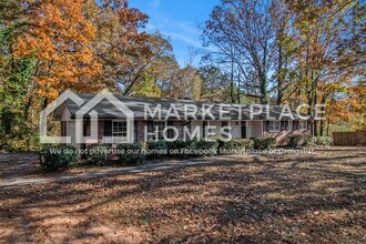 3985 Cliftondale Pl in College Park, GA - Building Photo - Building Photo