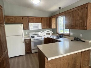 13892 Woodbine St NW in Andover, MN - Building Photo - Building Photo