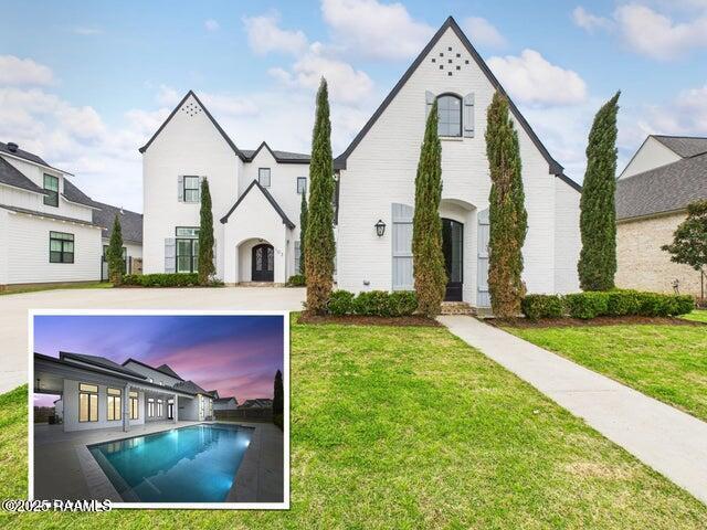 property at 103 Fox Tail Trl